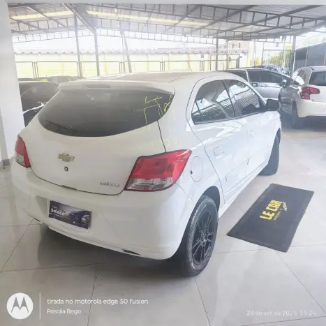 CHEVROLET Onix Hatch 1.0 4P FLEX LT, Foto 10 CHEVROLET Onix Hatch 1.0 4P FLEX LT, Foto 10