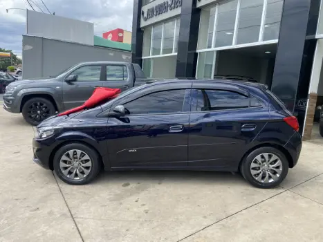CHEVROLET Onix Hatch 1.0 4P FLEX JOY BLACK, Foto 2