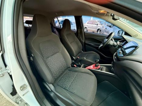 CHEVROLET Onix Hatch 1.0 4P FLEX LT, Foto 8 CHEVROLET Onix Hatch 1.0 4P FLEX LT, Foto 8