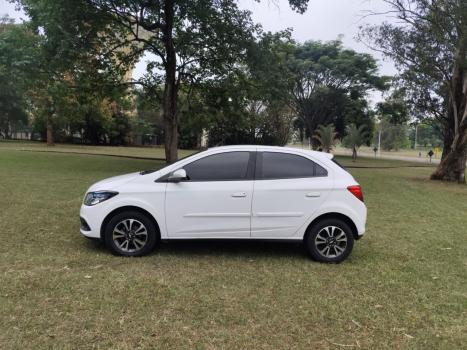 CHEVROLET Onix Hatch 1.4 4P FLEX LTZ AUTOMÁTICO, Foto 5 CHEVROLET Onix Hatch 1.4 4P FLEX LTZ AUTOMÁTICO, Foto 5