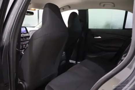 CHEVROLET Onix Hatch 1.0 12V 4P FLEX LTZ TURBO, Foto 9 CHEVROLET Onix Hatch 1.0 12V 4P FLEX LTZ TURBO, Foto 9