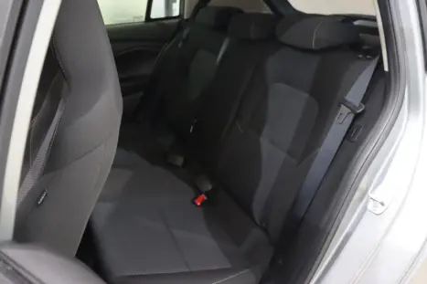 CHEVROLET Onix Hatch 1.0 12V 4P FLEX LTZ TURBO, Foto 8 CHEVROLET Onix Hatch 1.0 12V 4P FLEX LTZ TURBO, Foto 8