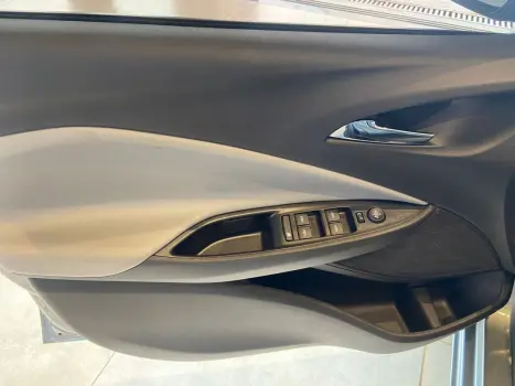 CHEVROLET Onix Hatch 1.0 12V 4P FLEX PREMIER 2 TURBO AUTOM�TICO, Foto 7