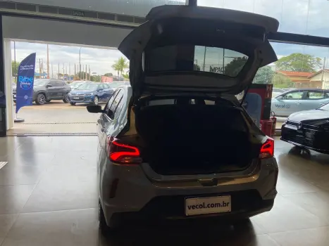 CHEVROLET Onix Hatch 1.0 12V 4P FLEX PREMIER 2 TURBO AUTOM�TICO, Foto 12