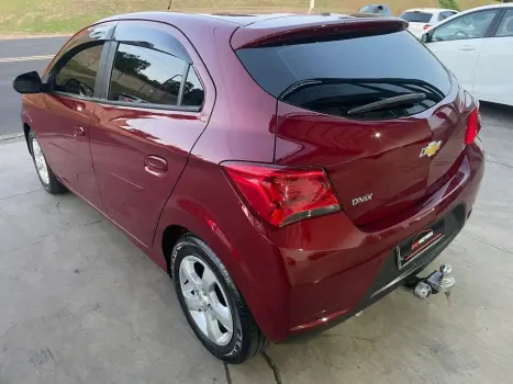 CHEVROLET Onix Hatch 1.4 4P FLEX LTZ, Foto 6