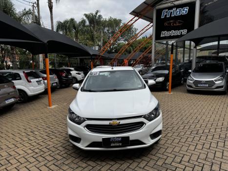 CHEVROLET Onix Hatch 1.4 4P FLEX LT, Foto 1 CHEVROLET Onix Hatch 1.4 4P FLEX LT, Foto 1