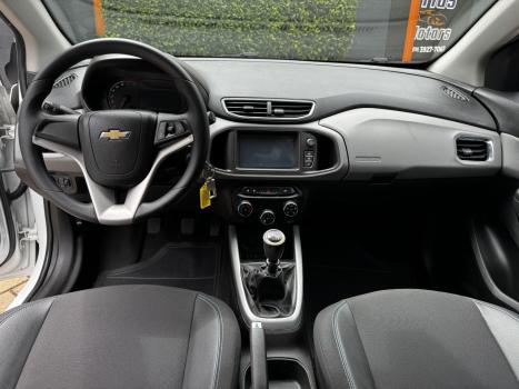 CHEVROLET Onix Hatch 1.4 4P FLEX LT, Foto 9 CHEVROLET Onix Hatch 1.4 4P FLEX LT, Foto 9