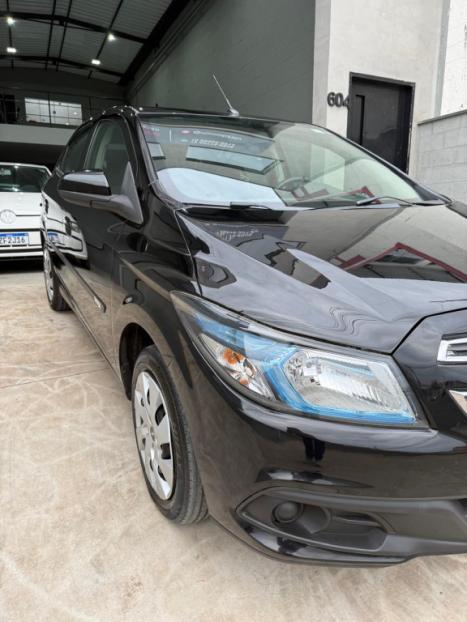 CHEVROLET Onix Hatch 1.4 4P FLEX LT, Foto 2