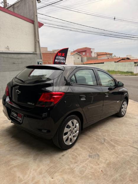 CHEVROLET Onix Hatch 1.4 4P FLEX LT, Foto 6