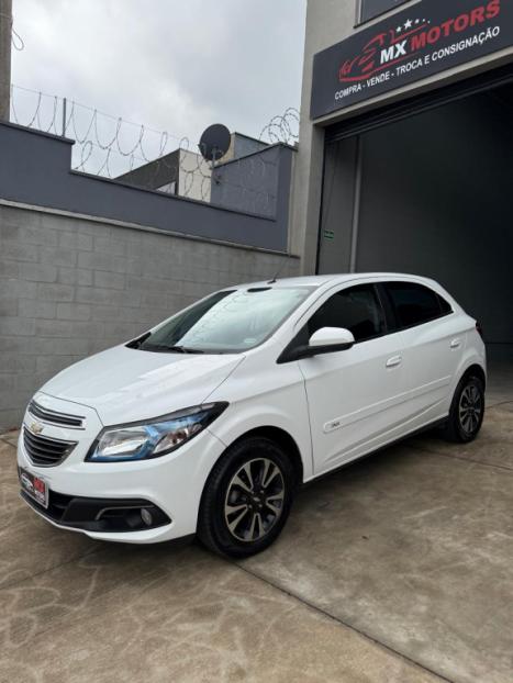 CHEVROLET Onix Hatch 1.4 4P FLEX LTZ, Foto 2