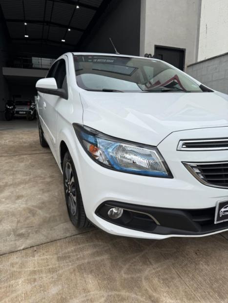 CHEVROLET Onix Hatch 1.4 4P FLEX LTZ, Foto 3