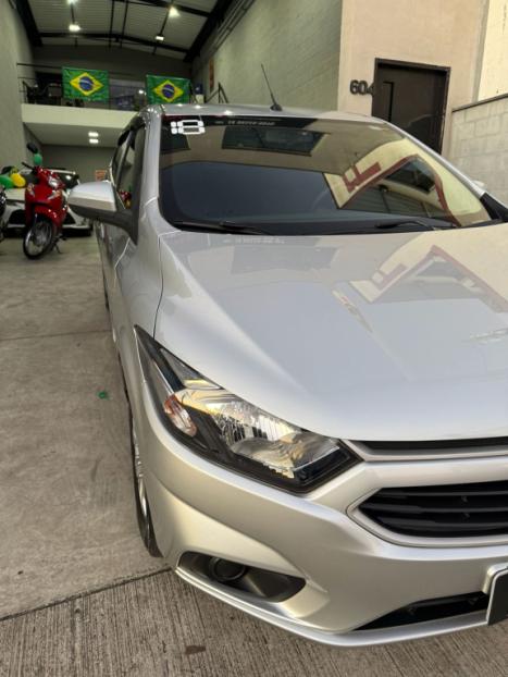 CHEVROLET Onix Hatch 1.0 4P FLEX LT, Foto 2