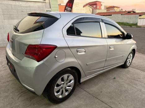 CHEVROLET Onix Hatch 1.0 4P FLEX LT, Foto 4