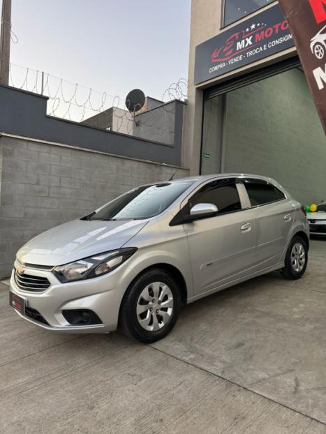 CHEVROLET Onix Hatch 1.0 4P FLEX LT, Foto 1