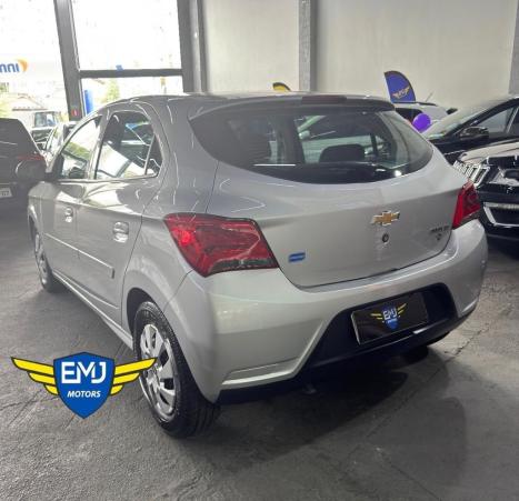 CHEVROLET Onix Hatch 1.0 4P FLEX LT, Foto 4