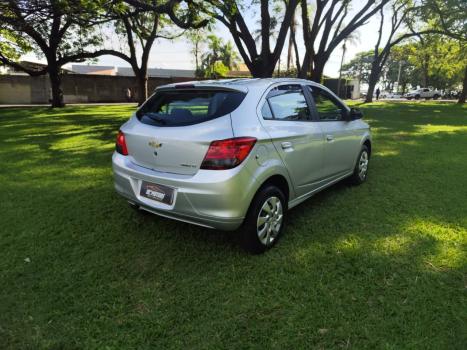 CHEVROLET Onix Hatch 1.4 4P FLEX LT, Foto 8