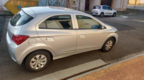 CHEVROLET Onix Hatch 1.0 4P FLEX LT, Foto 2