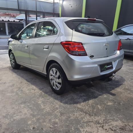 CHEVROLET Onix Hatch 1.4 4P FLEX LT, Foto 4