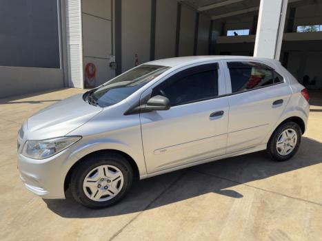CHEVROLET Onix Hatch 1.0 4P FLEX LS, Foto 3