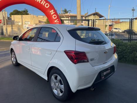 CHEVROLET Onix Hatch 1.4 4P FLEX LT AUTOMTICO, Foto 4