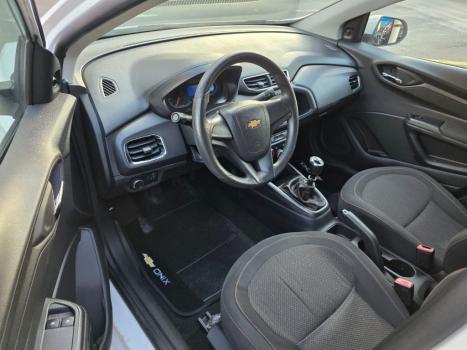 CHEVROLET Onix Hatch 1.4 4P FLEX LT, Foto 7