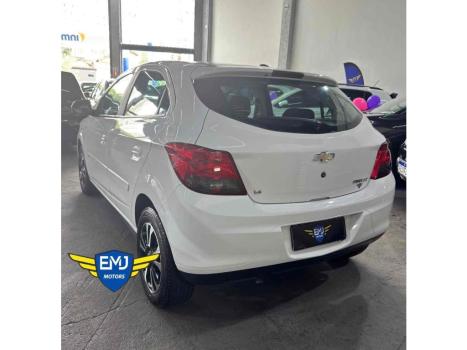 CHEVROLET Onix Hatch 1.4 4P FLEX LT, Foto 4