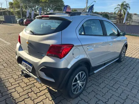 CHEVROLET Onix Hatch , Foto 5