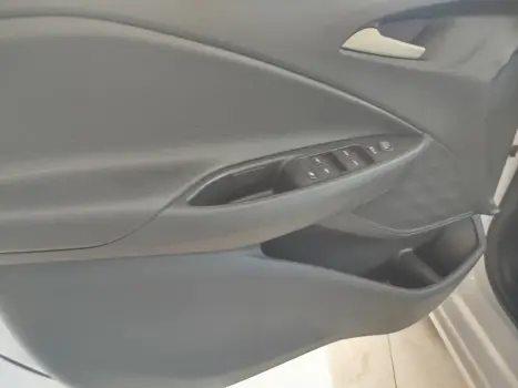 CHEVROLET Onix Hatch 1.0 4P FLEX LTZ TURBO AUTOMTICO, Foto 11