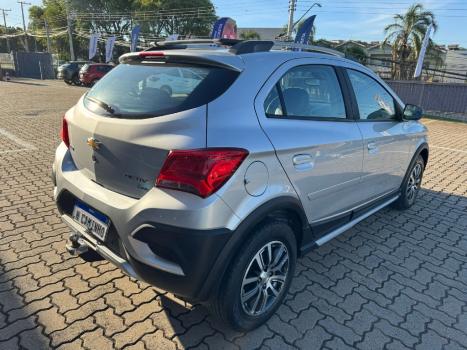 CHEVROLET Onix Hatch 1.4 4P FLEX ACTIV AUTOMTICO, Foto 5