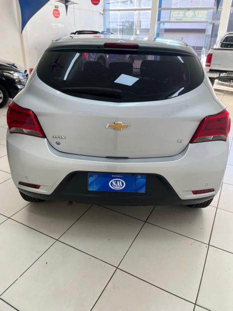 CHEVROLET Onix Hatch 1.4 4P FLEX LT AUTOMTICO, Foto 7