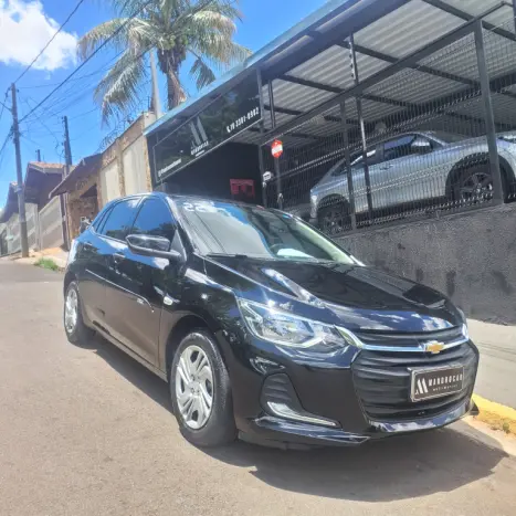 CHEVROLET Onix Hatch 1.0 12V 4P FLEX LT TURBO AUTOM�TICO, Foto 3