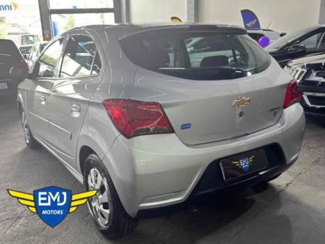 CHEVROLET Onix Hatch 1.0 4P FLEX LT, Foto 4