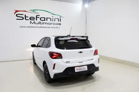 CHEVROLET Onix Hatch 1.0 12V 4P FLEX RS TURBO AUTOMTICO, Foto 13