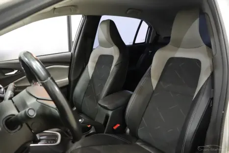 CHEVROLET Onix Hatch 1.0 12V 4P FLEX PREMIER TURBO AUTOM�TICO, Foto 7