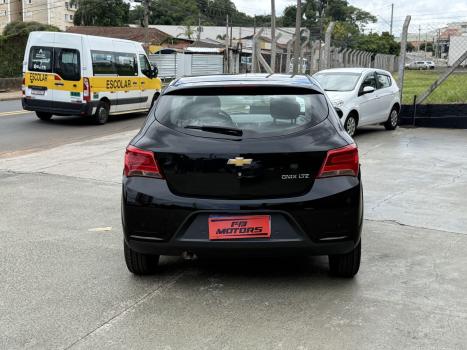 CHEVROLET Onix Hatch 1.4 4P FLEX LTZ, Foto 7