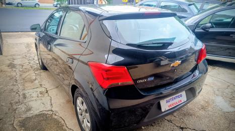 CHEVROLET Onix Hatch 1.0 4P FLEX LT, Foto 2