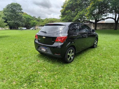 CHEVROLET Onix Hatch 1.4 4P FLEX LTZ AUTOM�TICO, Foto 9