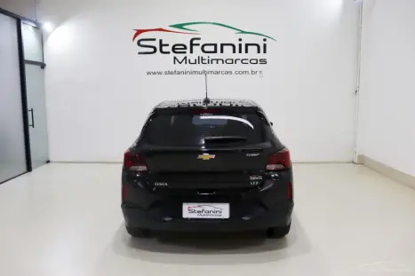 CHEVROLET Onix Hatch 1.0 12V 4P FLEX LTZ TURBO, Foto 12