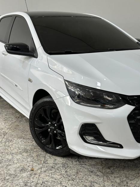 CHEVROLET Onix Hatch 1.0 12V 4P FLEX RS TURBO AUTOM�TICO, Foto 3