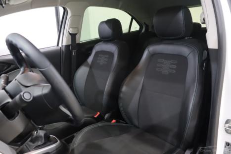 CHEVROLET Onix Hatch 1.4 4P FLEX LT, Foto 7