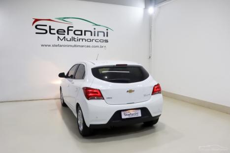 CHEVROLET Onix Hatch 1.4 4P FLEX LT, Foto 13