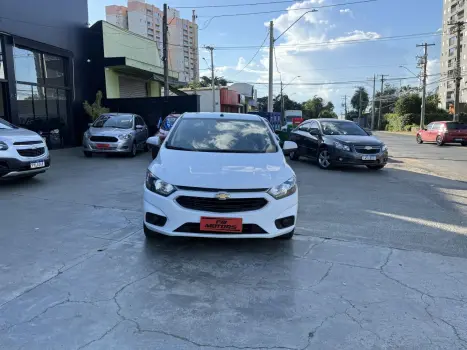 CHEVROLET Onix Hatch 1.0 4P FLEX LT, Foto 2