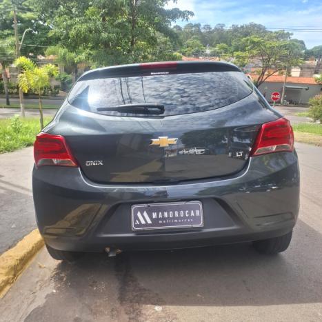 CHEVROLET Onix Hatch 1.0 12V 4P FLEX LT, Foto 4