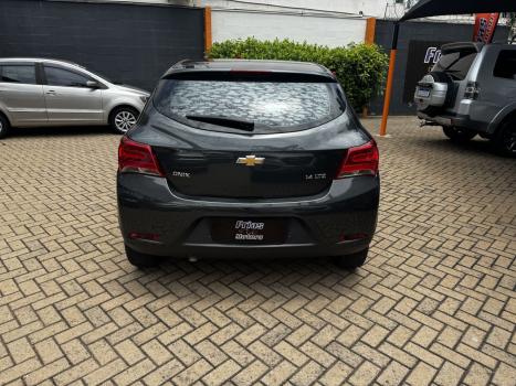 CHEVROLET Onix Hatch 1.4 4P FLEX LTZ, Foto 4