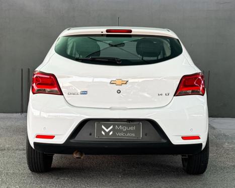 CHEVROLET Onix Hatch 1.4 4P FLEX LT, Foto 5