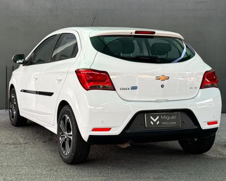 CHEVROLET Onix Hatch 1.4 4P FLEX LT, Foto 6