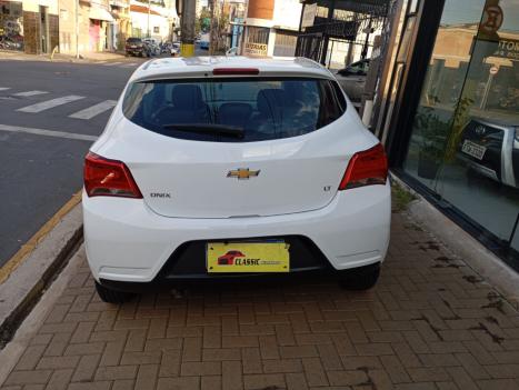 CHEVROLET Onix Hatch 1.0 4P FLEX LT, Foto 4