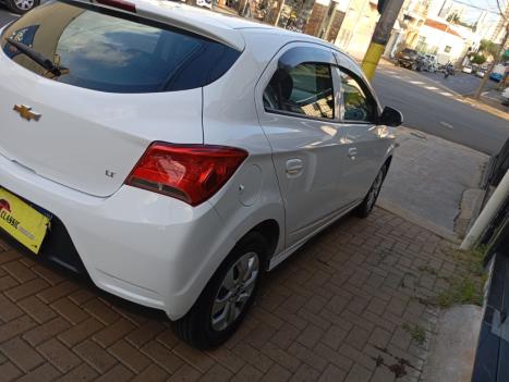 CHEVROLET Onix Hatch 1.0 4P FLEX LT, Foto 5