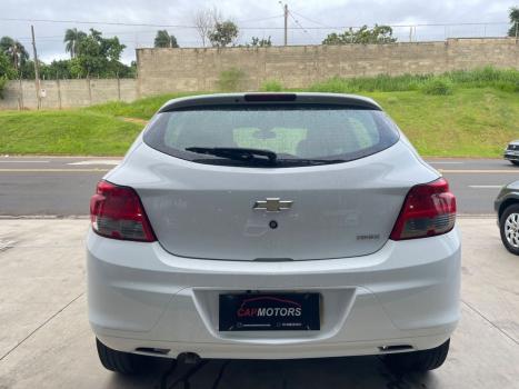 CHEVROLET Onix Hatch 1.0 4P FLEX LT, Foto 4