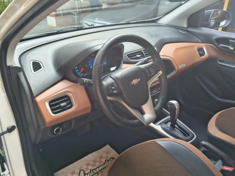 CHEVROLET Onix Hatch 1.4 4P FLEX ACTIV AUTOM�TICO, Foto 3